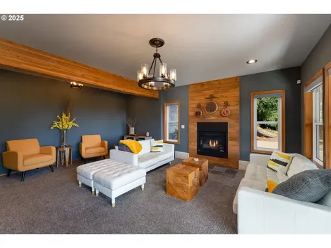 27200 NE Mountain Top Road Newberg OR 97132