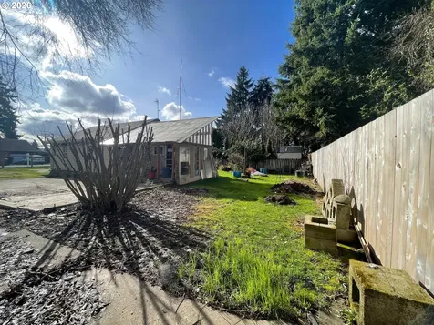 4041 Bell Avenue Eugene OR 97402