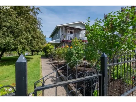 208 NW Lewisburg Avenue Corvallis OR 97330