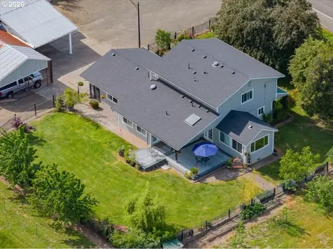 208 NW Lewisburg Avenue Corvallis OR 97330