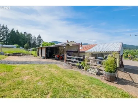 208 NW Lewisburg Avenue Corvallis OR 97330