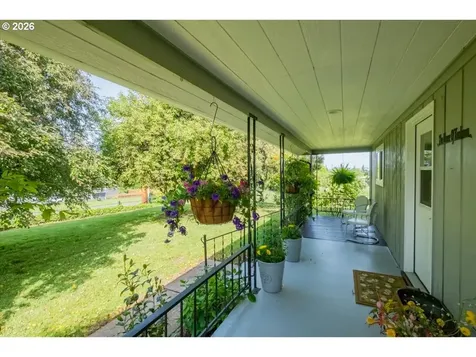 208 NW Lewisburg Avenue Corvallis OR 97330