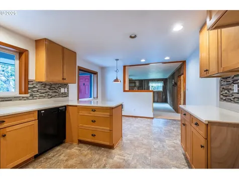 1630 Underwood Avenue Coos Bay OR 97420