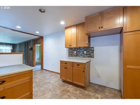 1630 Underwood Avenue Coos Bay OR 97420