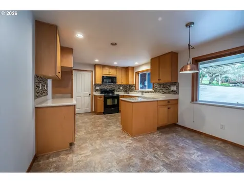 1630 Underwood Avenue Coos Bay OR 97420