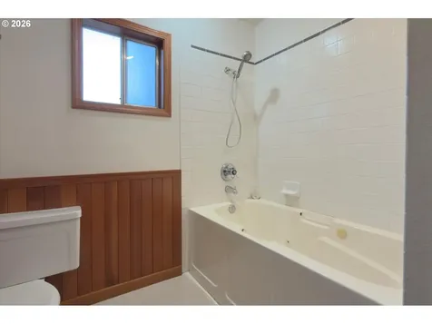 1630 Underwood Avenue Coos Bay OR 97420