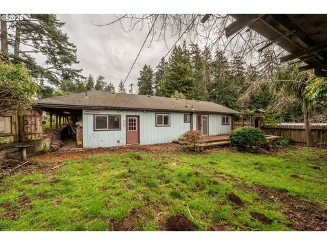 1630 Underwood Avenue Coos Bay OR 97420
