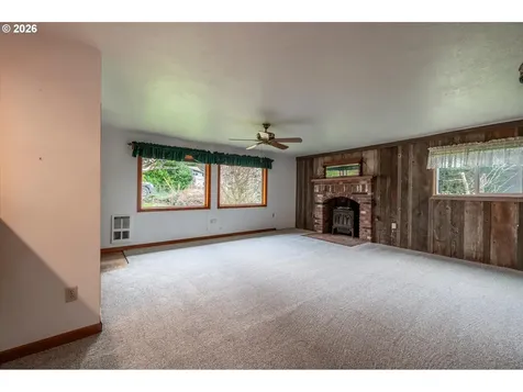 1630 Underwood Avenue Coos Bay OR 97420