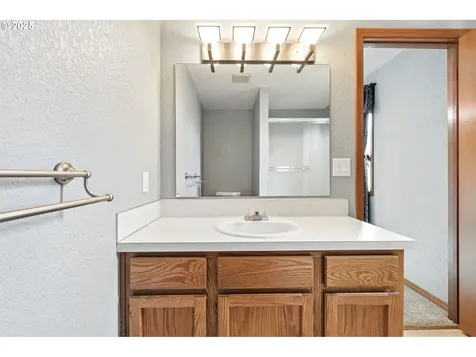 15809 NE Hancock Street Portland OR 97230