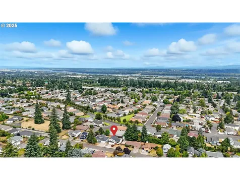 15809 NE Hancock Street Portland OR 97230