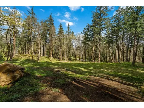 445 Country Club Road Hood River OR 97031