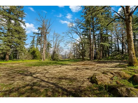 445 Country Club Road Hood River OR 97031