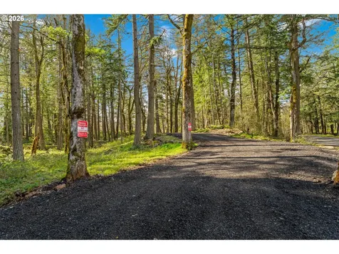 445 Country Club Road Hood River OR 97031