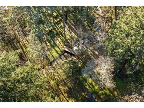 445 Country Club Road Hood River OR 97031