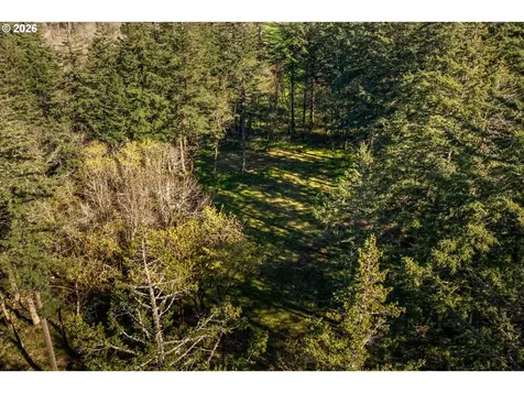 445 Country Club Road Hood River OR 97031