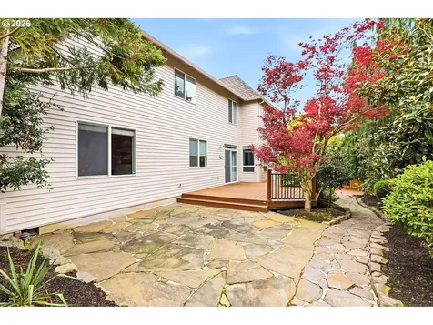 12083 NW Blackhawk Drive Portland OR 97229