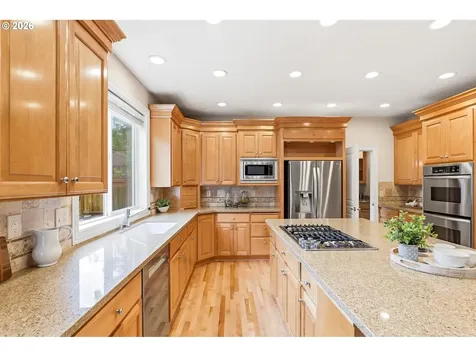 12083 NW Blackhawk Drive Portland OR 97229