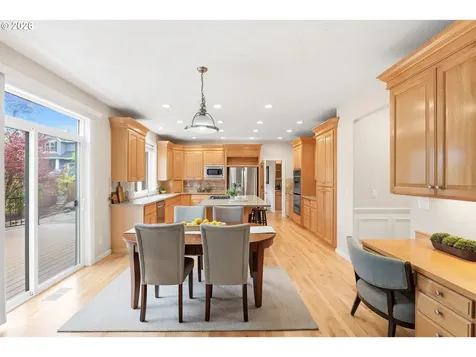 12083 NW Blackhawk Drive Portland OR 97229