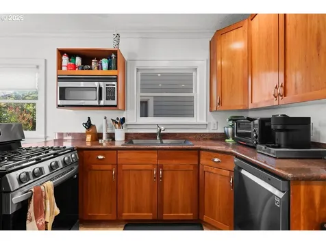 2608 NE 7th Avenue Portland OR 97212
