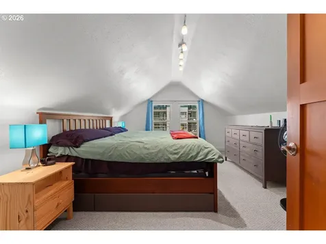 2608 NE 7th Avenue Portland OR 97212
