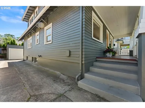 2608 NE 7th Avenue Portland OR 97212