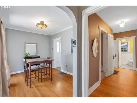 1712 SE 38th Avenue Portland OR 97214