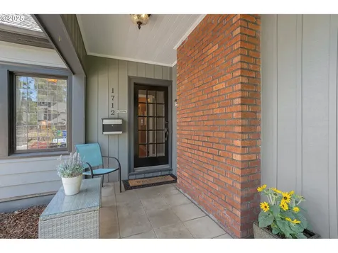 1712 SE 38th Avenue Portland OR 97214
