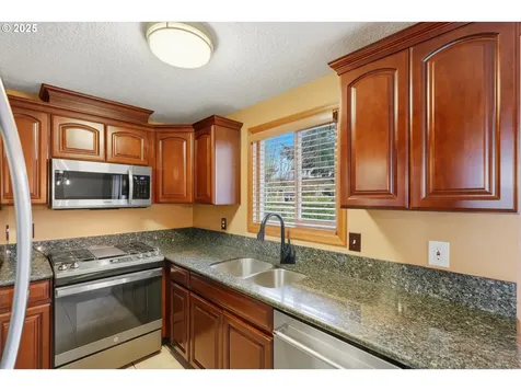 3608 SE 66th Avenue Portland OR 97206