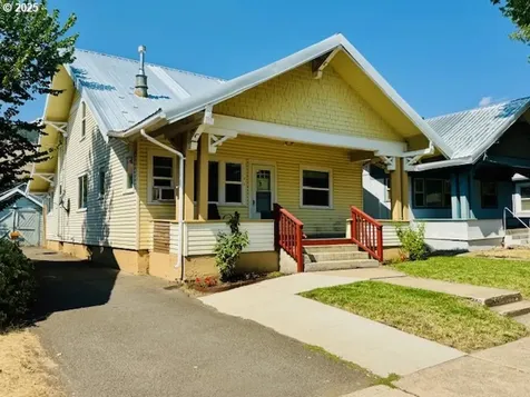 2106 Cedar Street La Grande OR 97850