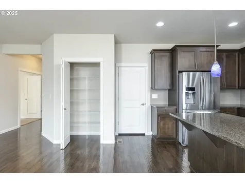 420 SW Mount Adams Street Mcminnville OR 97128