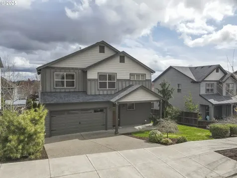 420 SW Mount Adams Street Mcminnville OR 97128