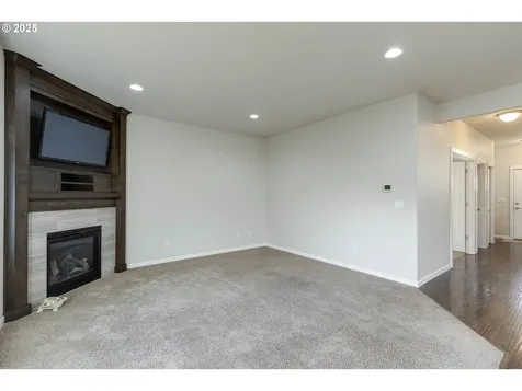 420 SW Mount Adams Street Mcminnville OR 97128