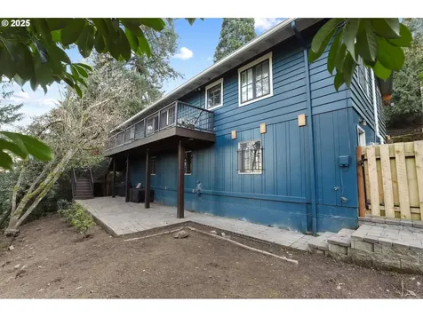 3859 NW Thurman Street Portland OR 97210