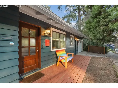 3859 NW Thurman Street Portland OR 97210
