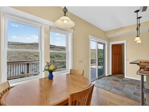 499 1st Street Maupin OR 97037
