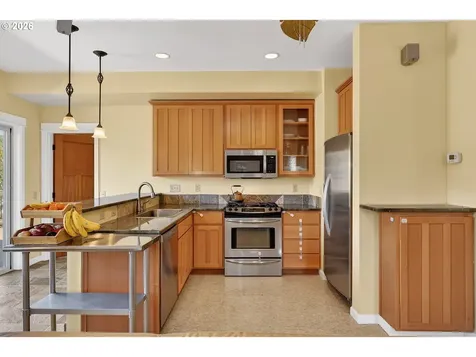 499 1st Street Maupin OR 97037