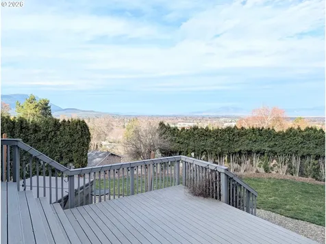 403 Allium Street La Grande OR 97850