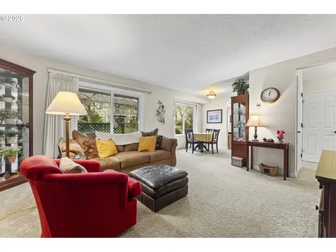 10960 SW Meadowbrook Drive Tigard OR 97224