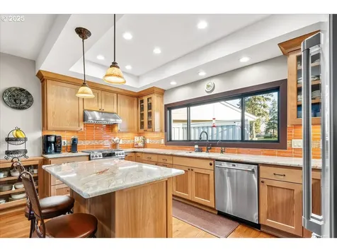 32221 SW Boones Bend Road Wilsonville OR 97070
