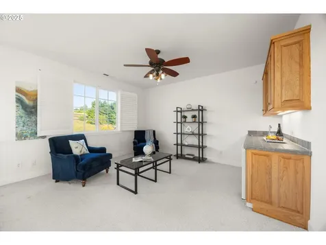 6990 SE Eola Hills Road Amity OR 97101