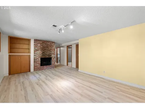 9355 SW Jamieson Road Beaverton OR 97005
