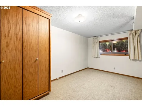 9355 SW Jamieson Road Beaverton OR 97005