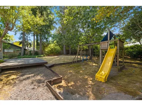 9355 SW Jamieson Road Beaverton OR 97005