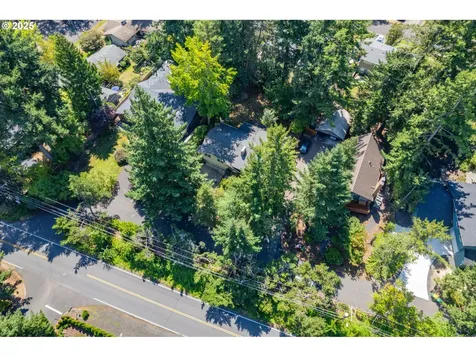 9355 SW Jamieson Road Beaverton OR 97005