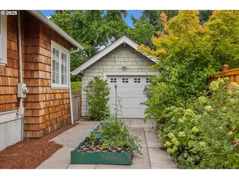 2822 NE 50th Avenue Portland OR 97213