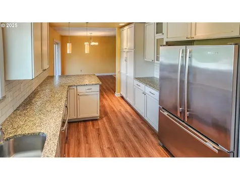 1929 NW Lynwood Street Roseburg OR 97471