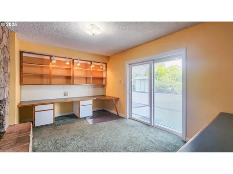 1929 NW Lynwood Street Roseburg OR 97471