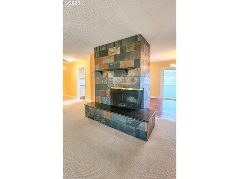 1929 NW Lynwood Street Roseburg OR 97471