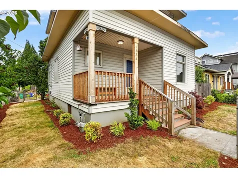 4836 N Albina Avenue Portland OR 97217