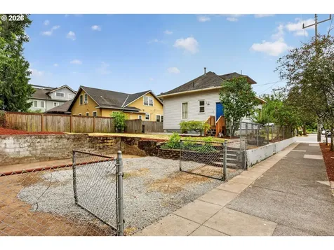 4836 N Albina Avenue Portland OR 97217